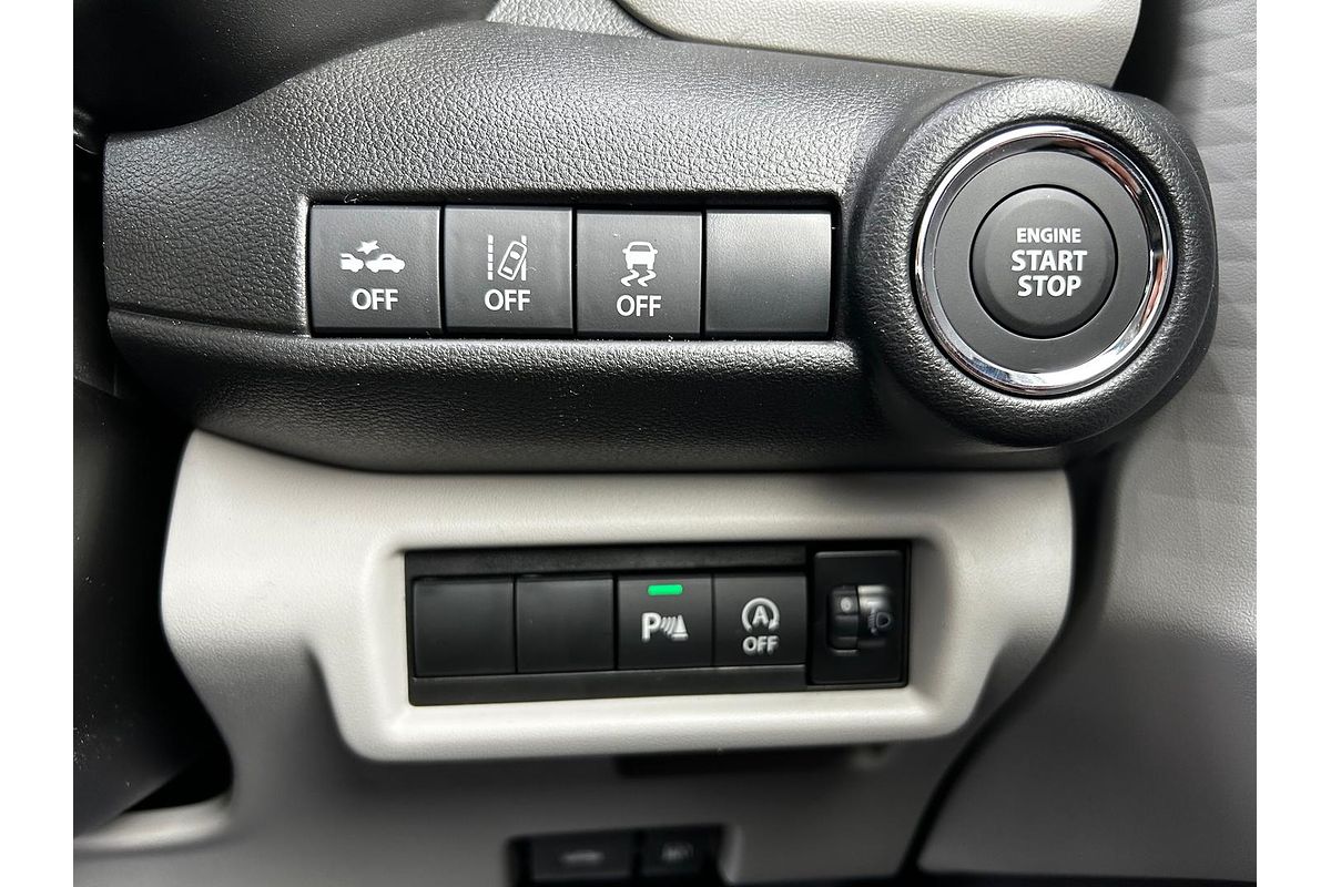 2024 Suzuki Swift Hybrid UZ