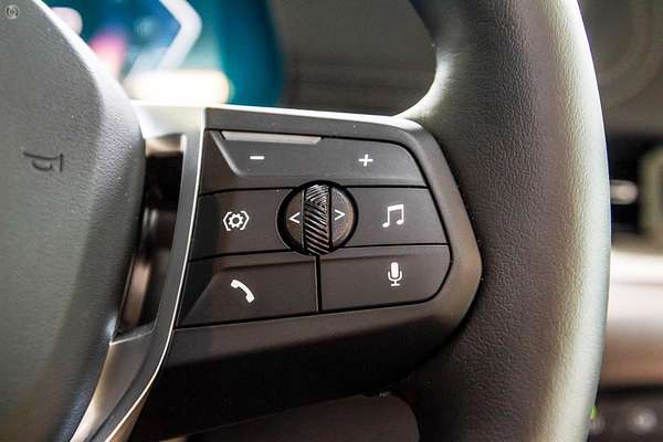 2024 BMW iX1 eDrive20 xLine U11