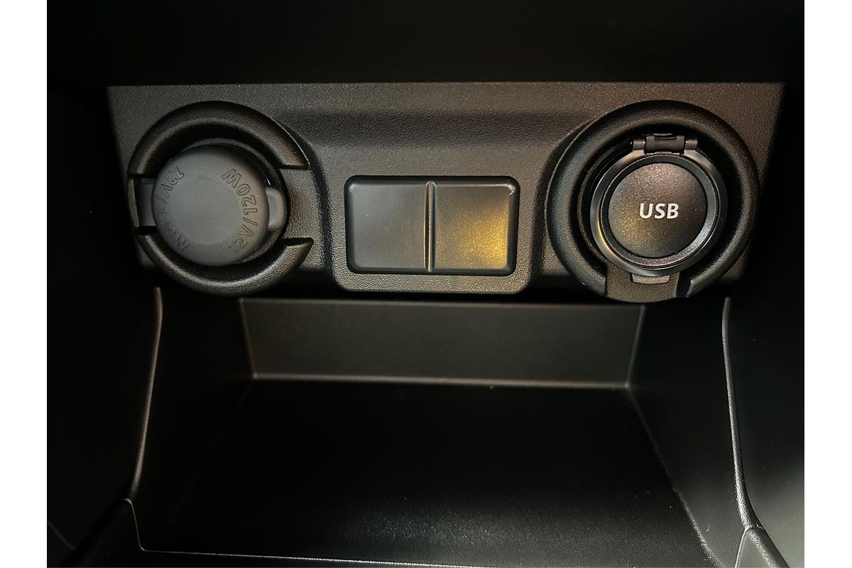 2024 Suzuki Swift Hybrid UZ