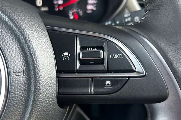 2024 Suzuki Swift Hybrid UZ