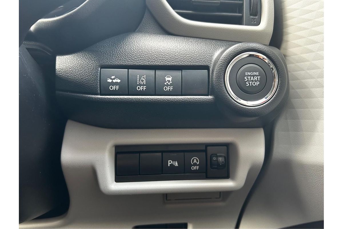 2024 Suzuki Swift Hybrid UZ