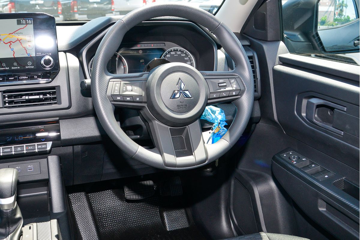 2024 Mitsubishi Triton GLX MV 4X4