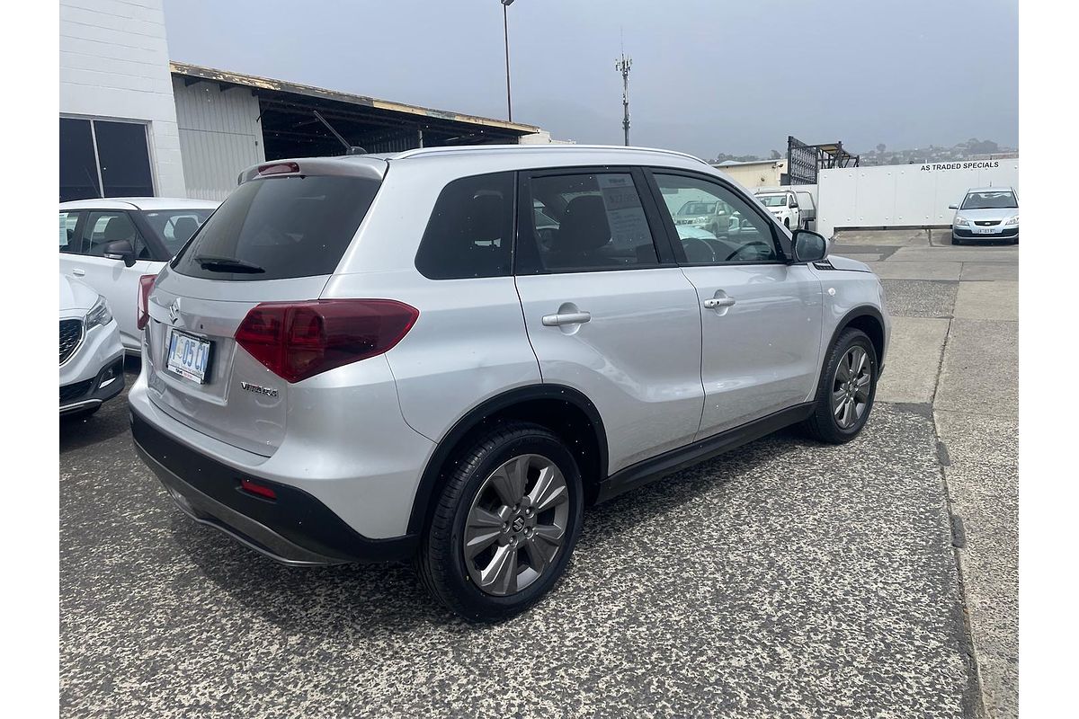 2022 Suzuki Vitara Shadow LY Series II