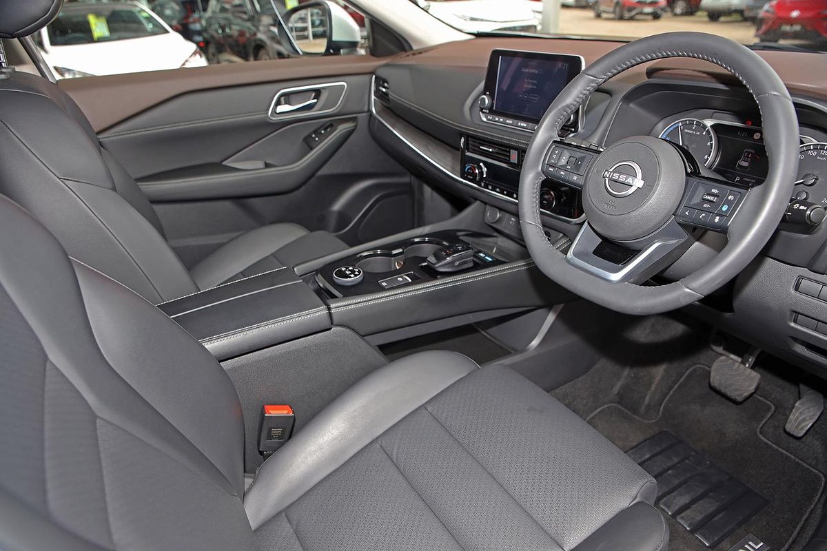 2023 Nissan X-TRAIL ST-L e-POWER T33