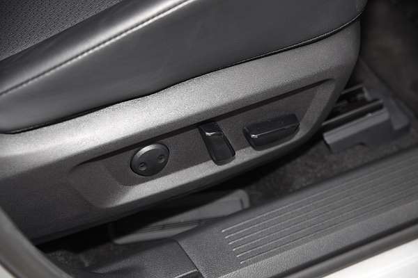 2023 Nissan X-TRAIL ST-L e-POWER T33