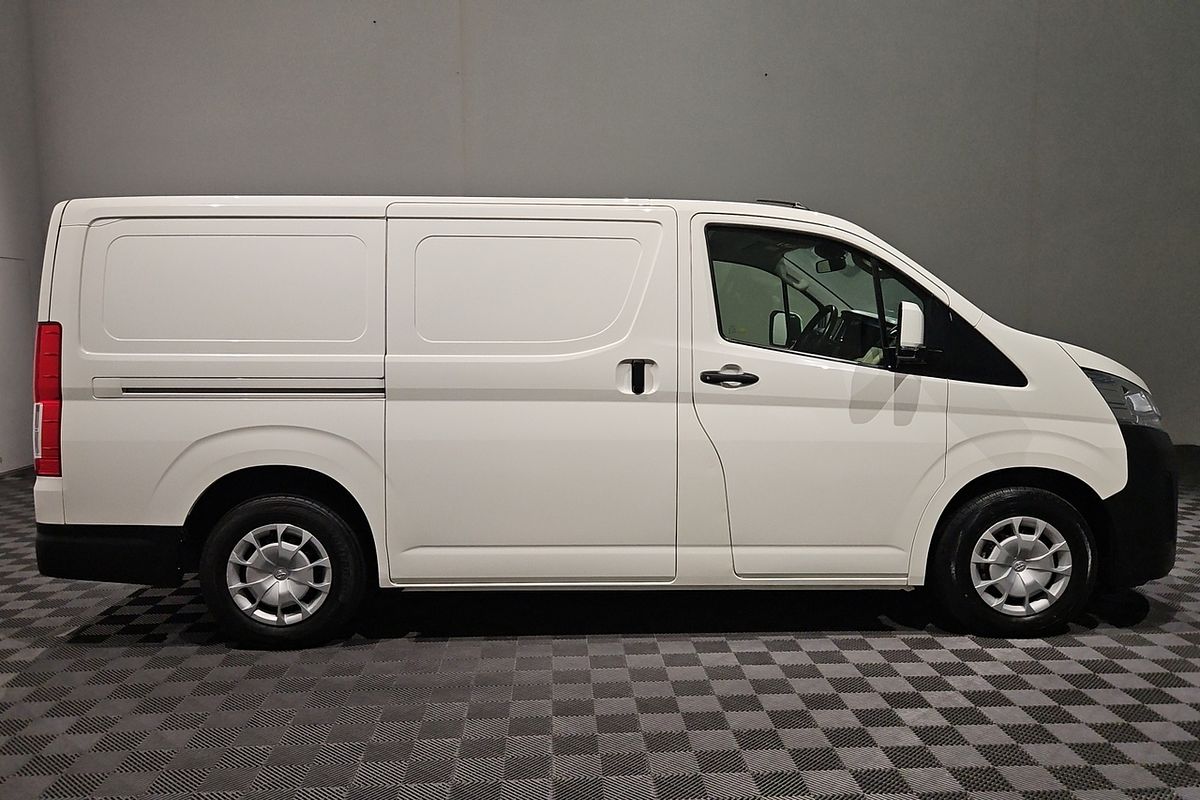 2020 Toyota Hiace GDH300R LWB