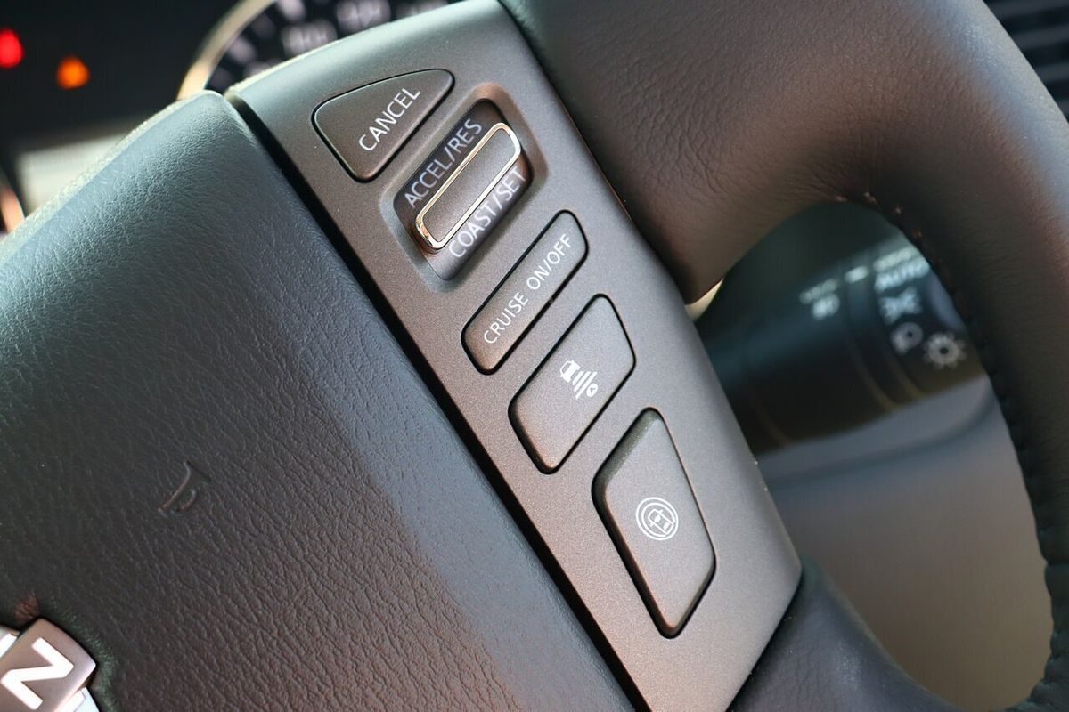 2024 Nissan Patrol Ti-L Y62