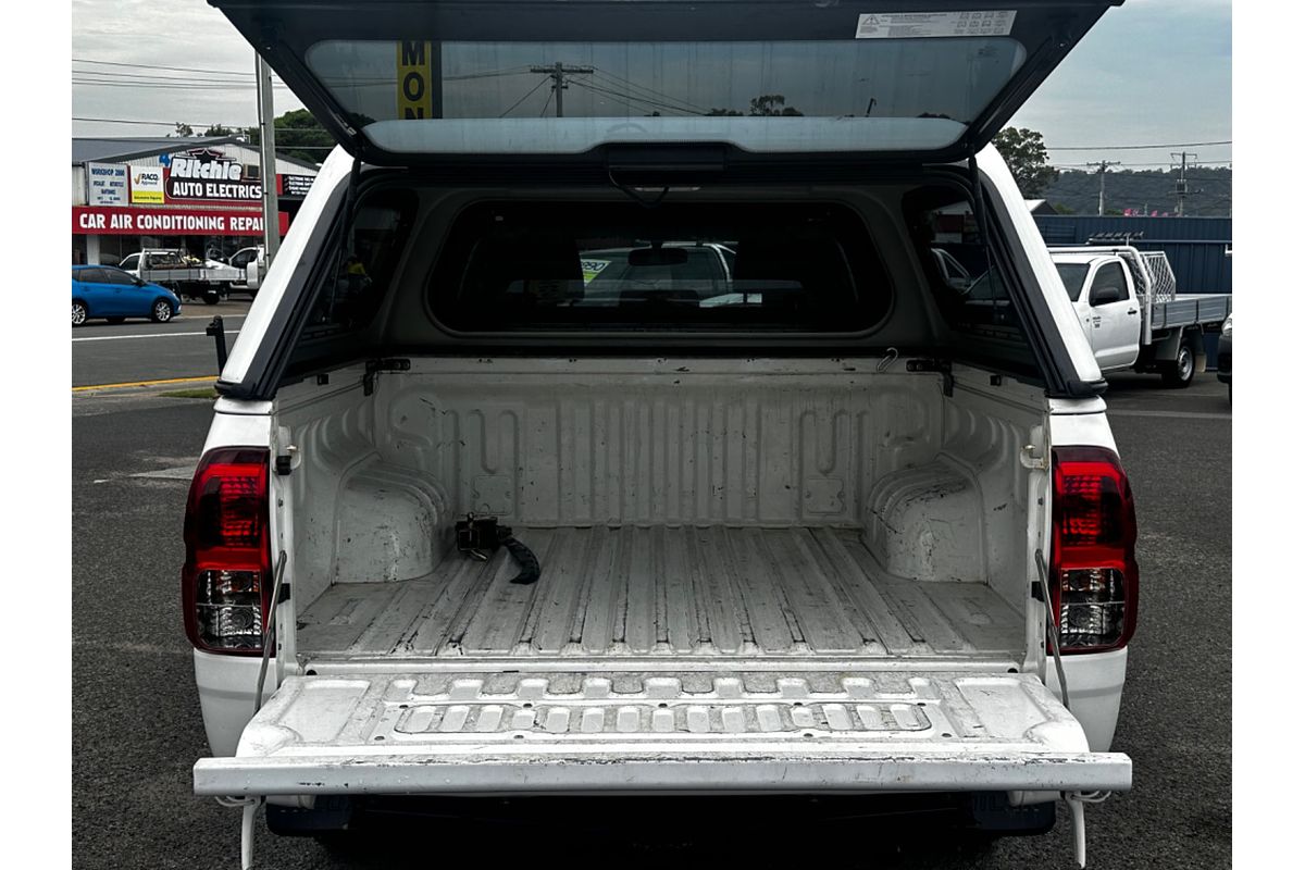 2016 Toyota Hilux Workmate TGN121R Rear Wheel Drive