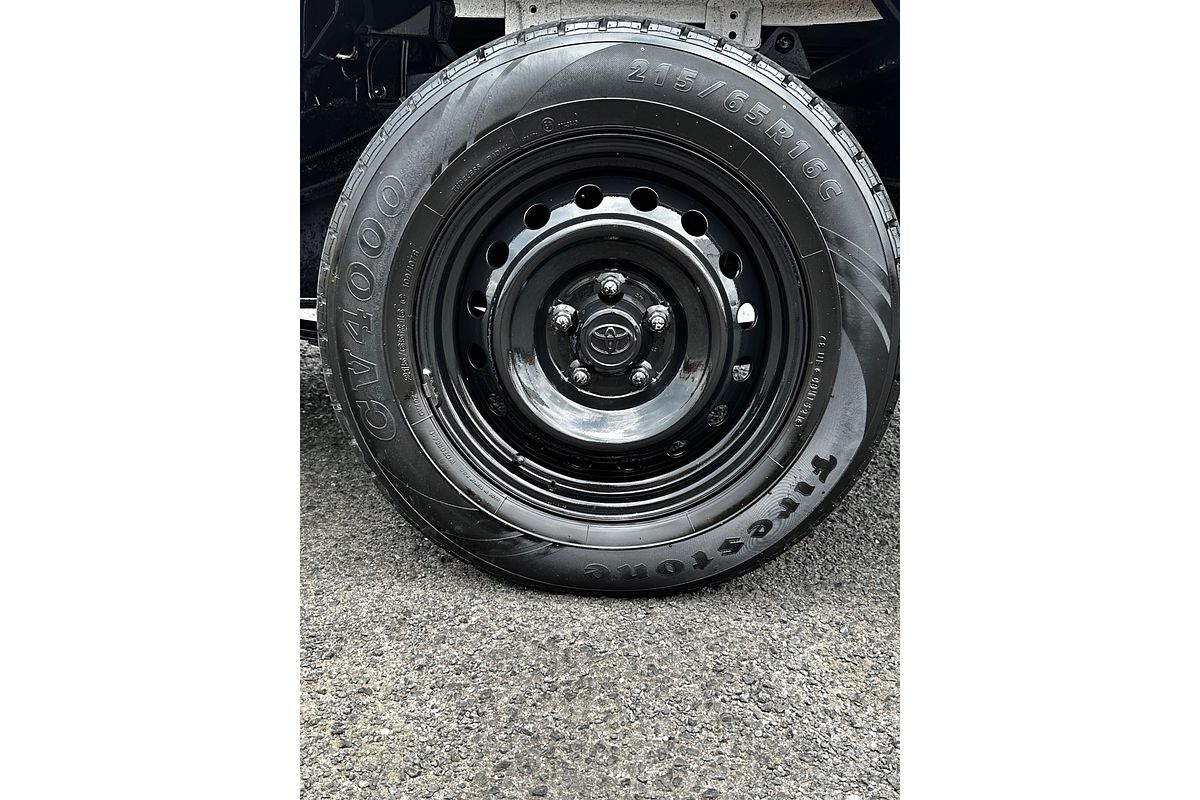 2016 Toyota Hilux Workmate TGN121R Rear Wheel Drive