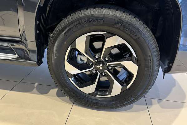 2024 Mitsubishi Pajero Sport GLS QG