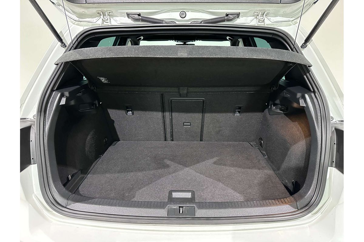 2014 Volkswagen Golf R 7