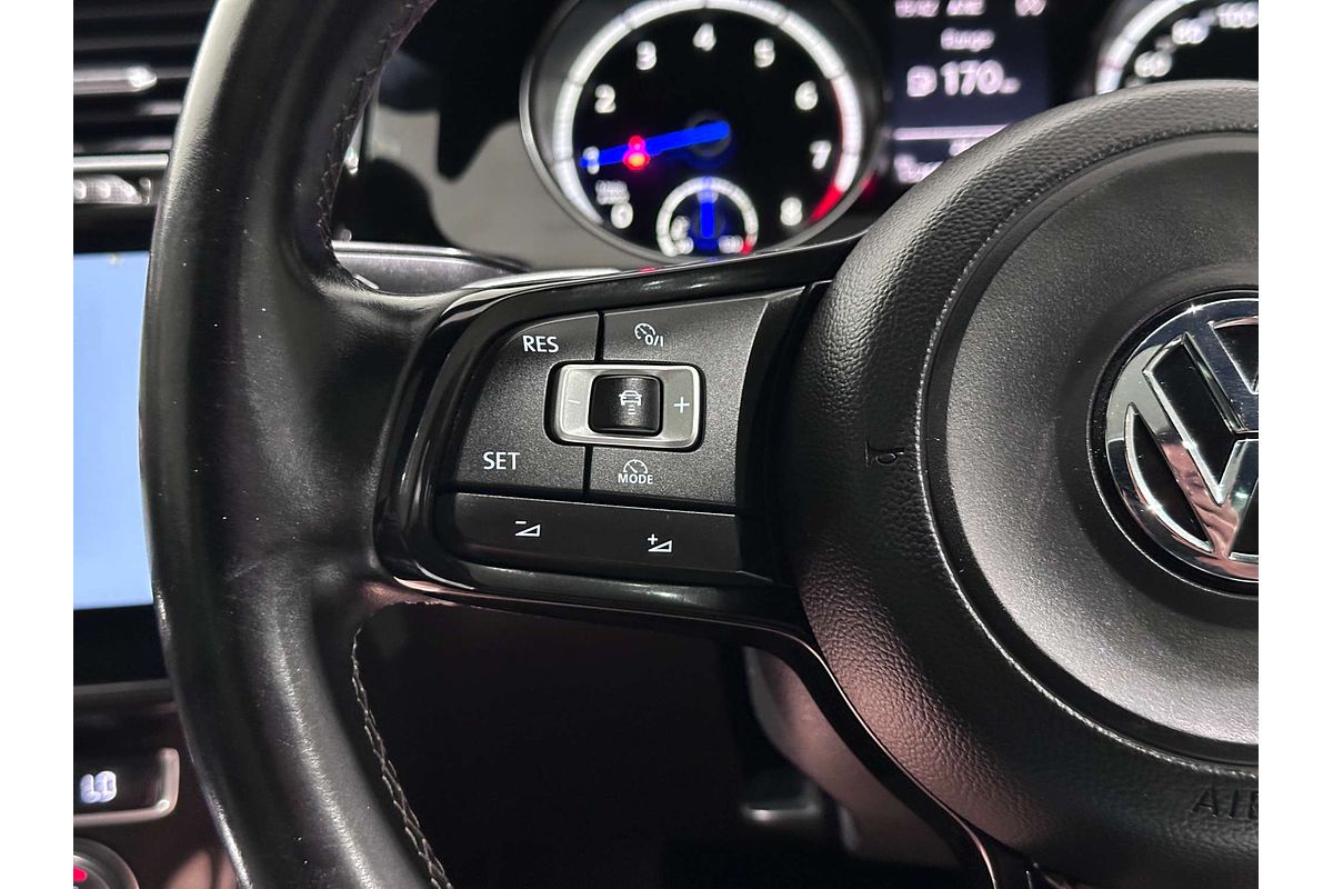 2014 Volkswagen Golf R 7