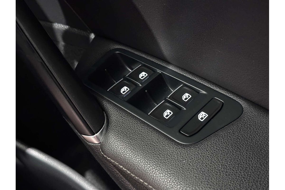 2016 Volkswagen Golf R 7