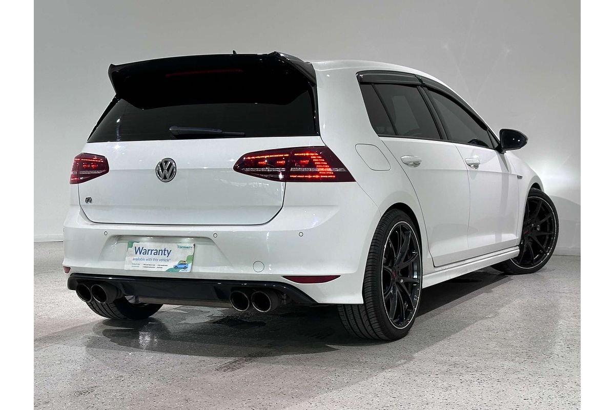 2016 Volkswagen Golf R 7
