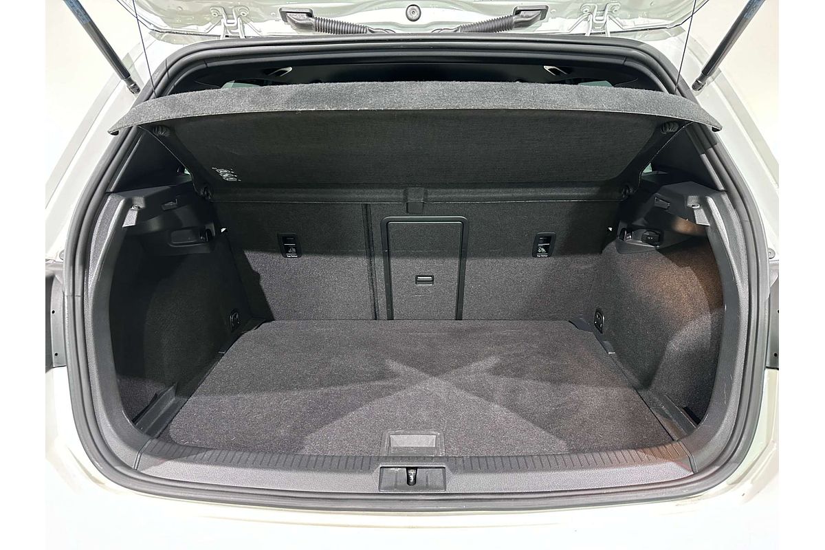 2016 Volkswagen Golf R 7