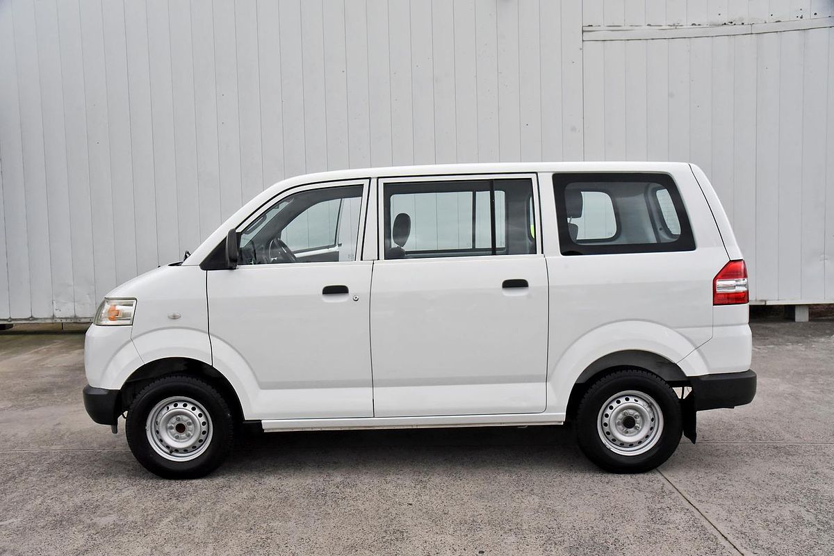 2010 Suzuki APV