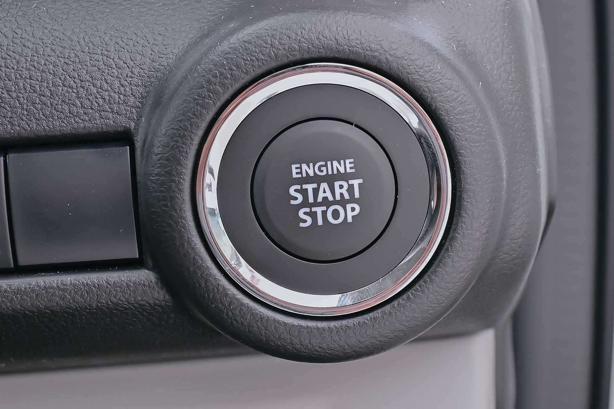 2024 Suzuki Swift Hybrid UZ