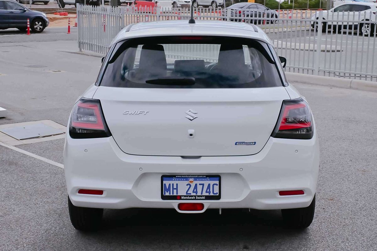 2024 Suzuki Swift Hybrid UZ