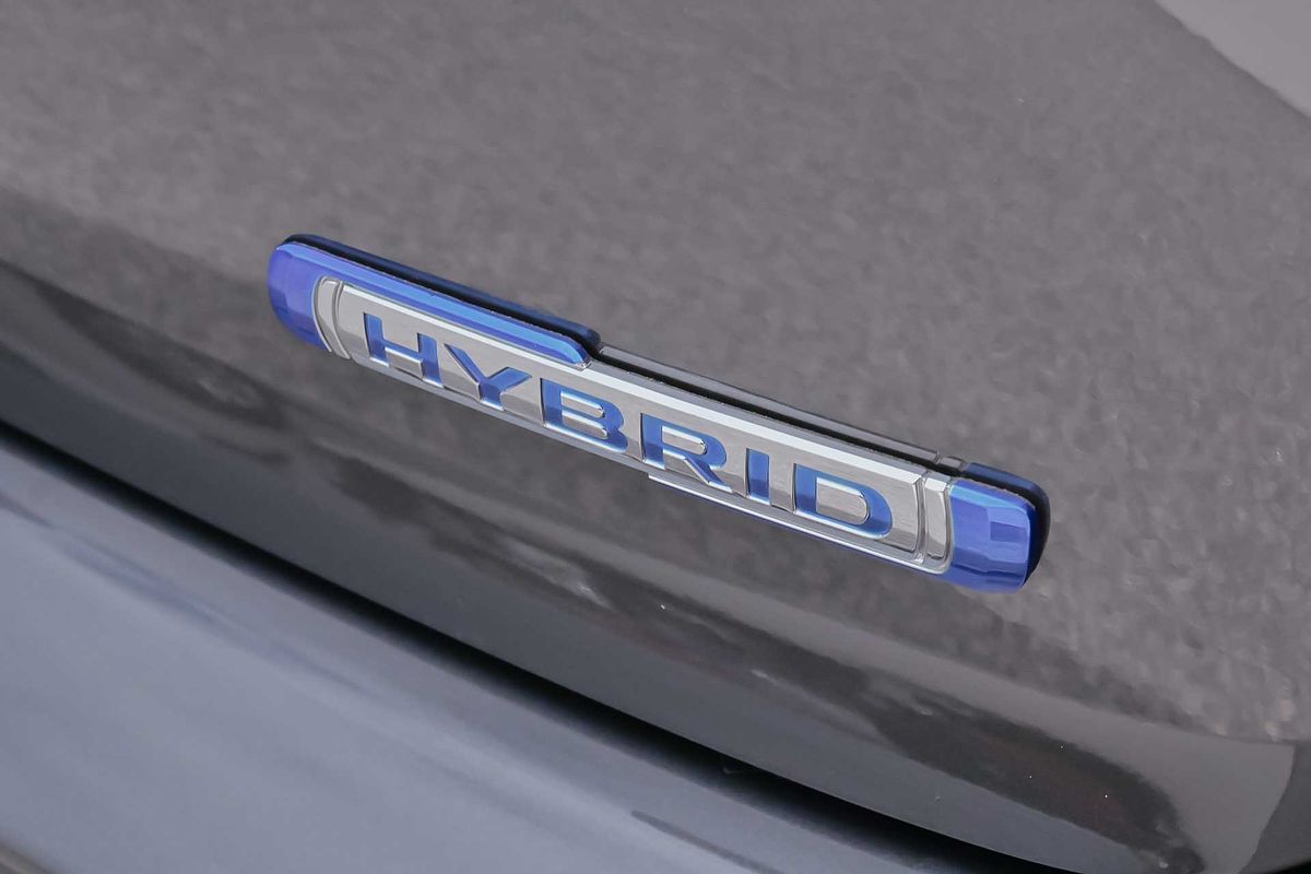 2024 Suzuki Swift Hybrid UZ