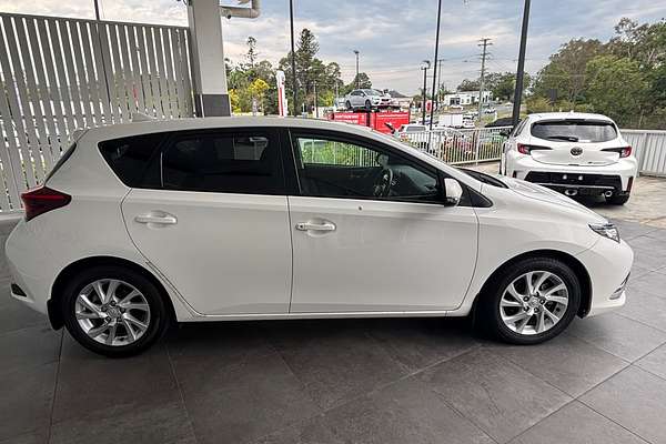 2017 Toyota COROLLA ZRE182R MY17