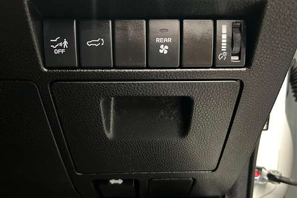 2024 Isuzu MU-X LS-U