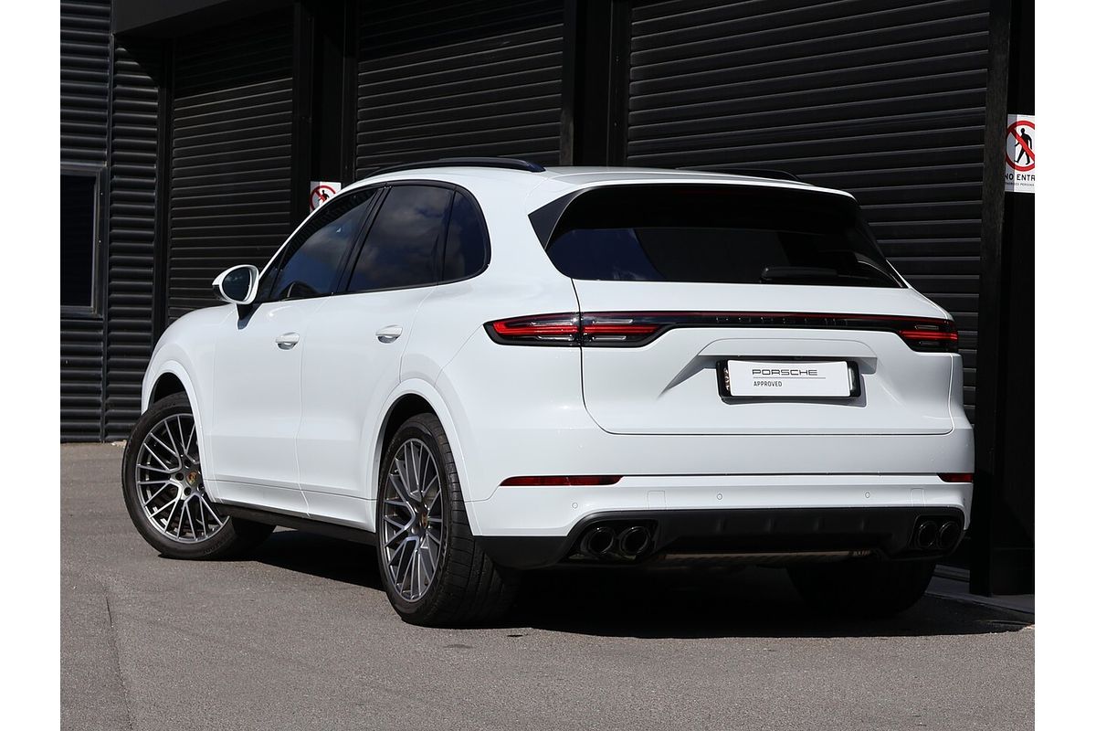 2022 Porsche Cayenne S Platinum Edition 9YA