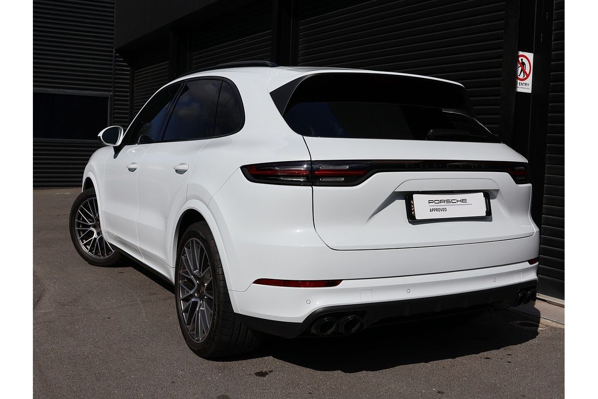 2022 Porsche Cayenne S Platinum Edition 9YA
