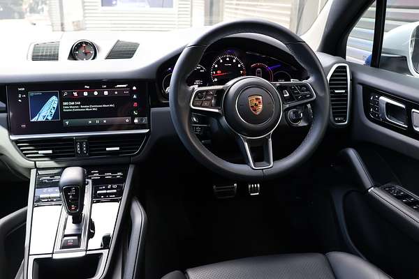 2022 Porsche Cayenne S Platinum Edition 9YA