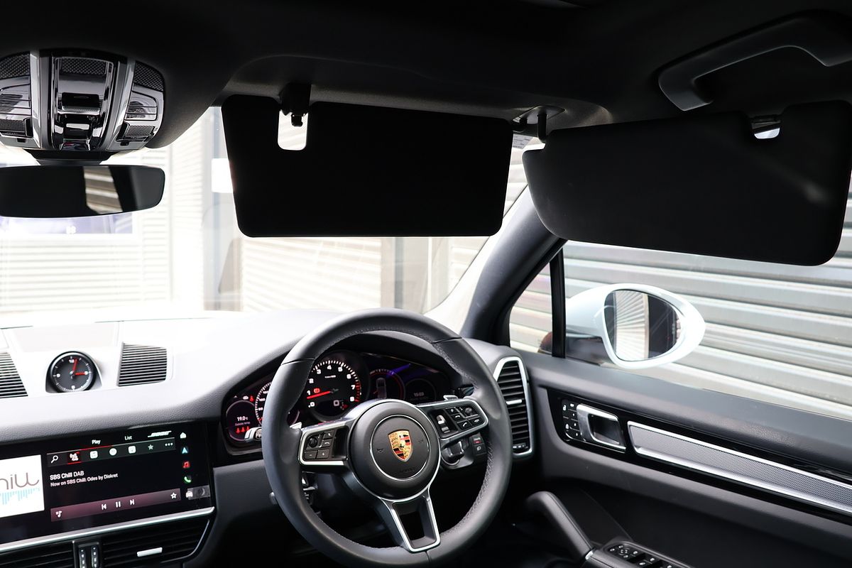 2022 Porsche Cayenne S Platinum Edition 9YA