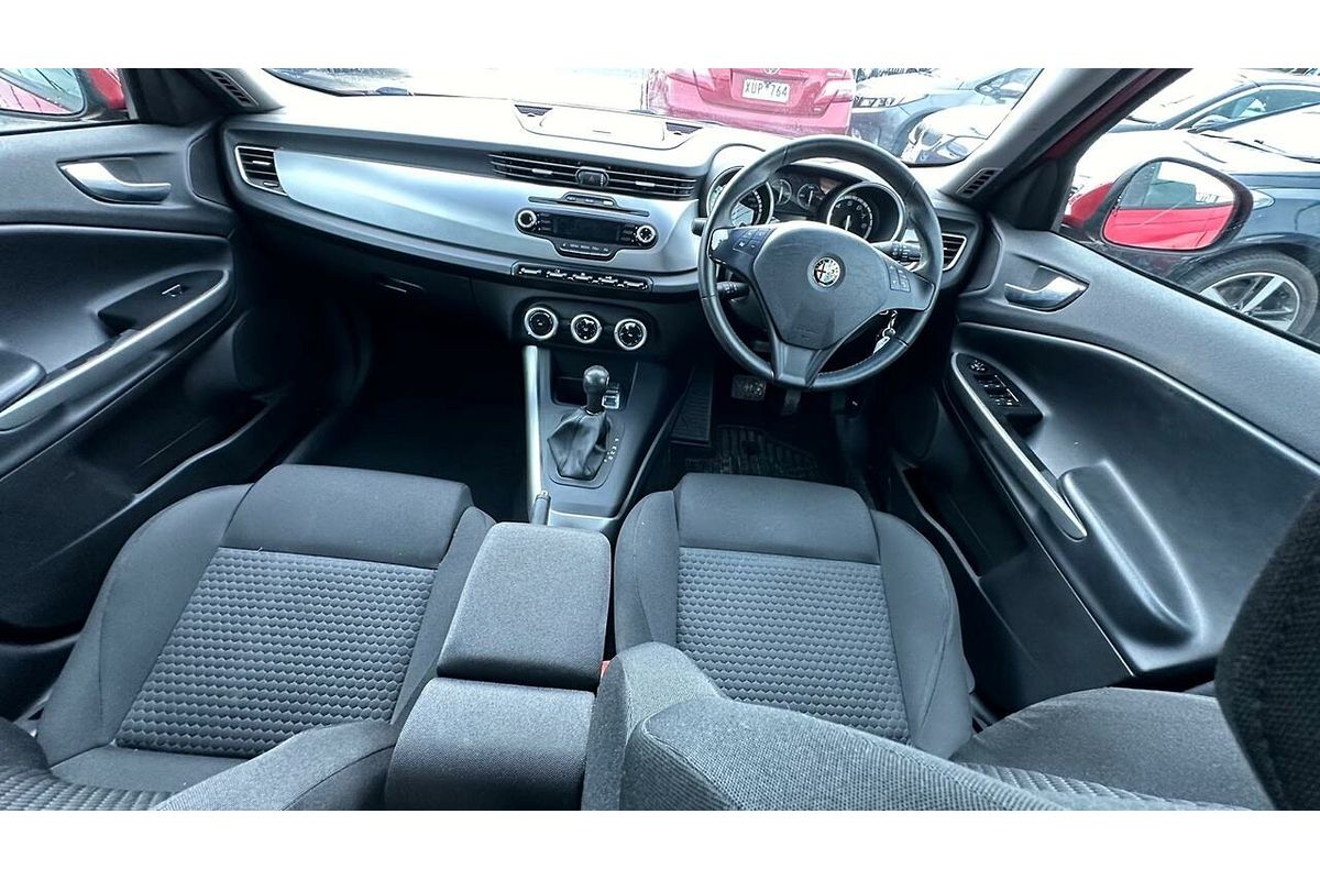 2013 Alfa Romeo Giulietta Progression Series 0