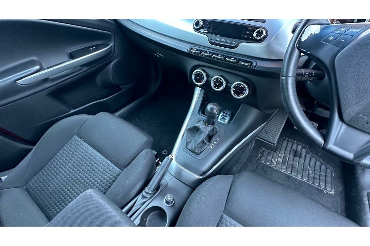 2013 Alfa Romeo Giulietta Progression Series 0