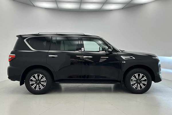2024 Nissan Patrol Ti-L Y62