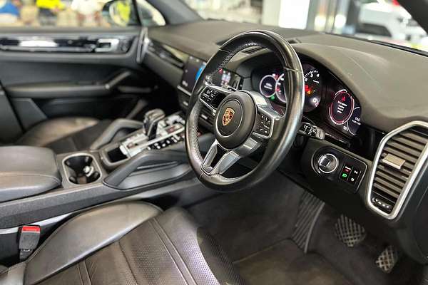 2019 Porsche Cayenne 9YA