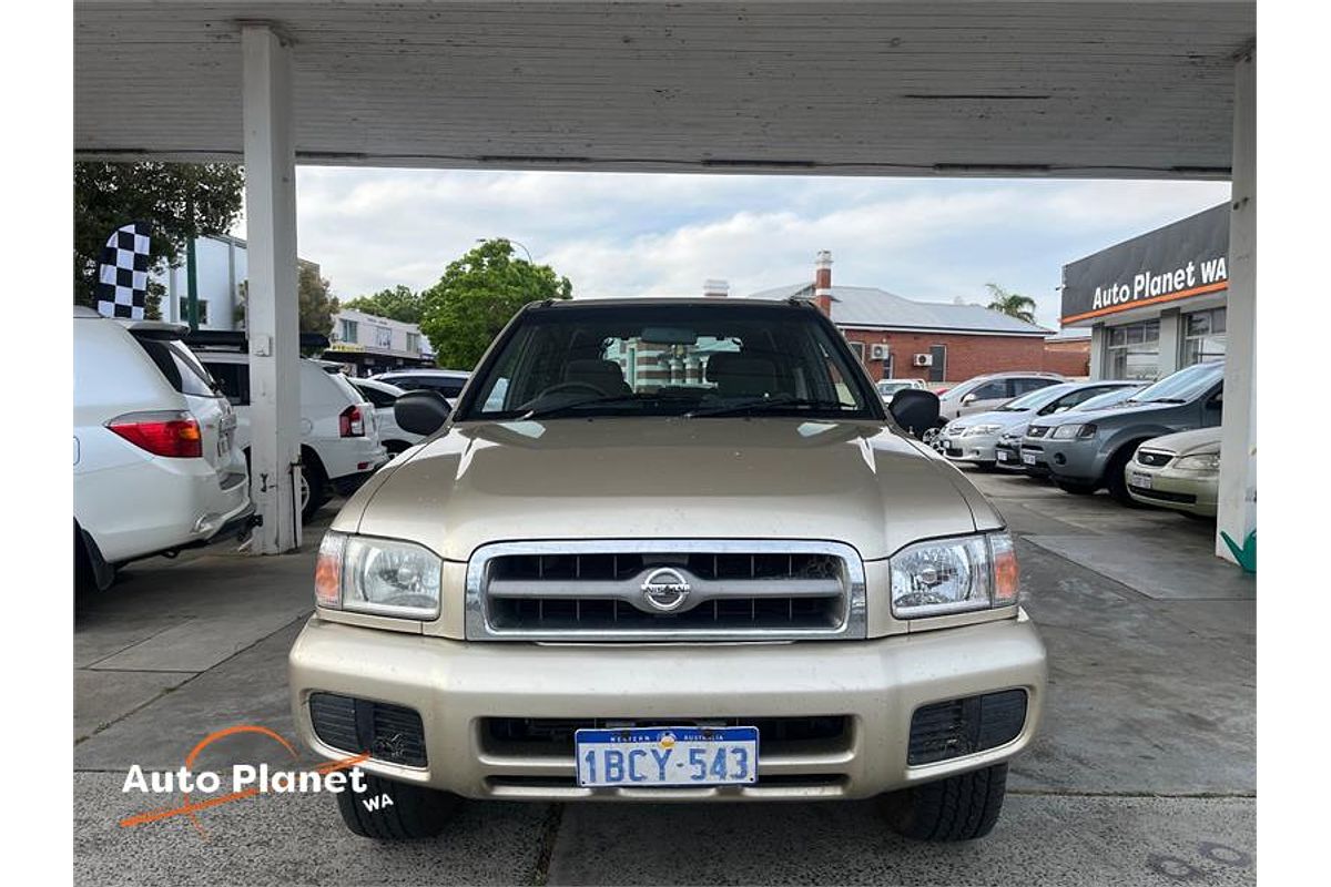 2002 Nissan PATHFINDER ST (4x4)