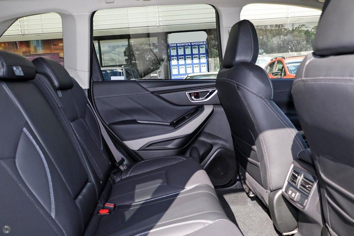 2024 Subaru Forester 2.5i-S S5