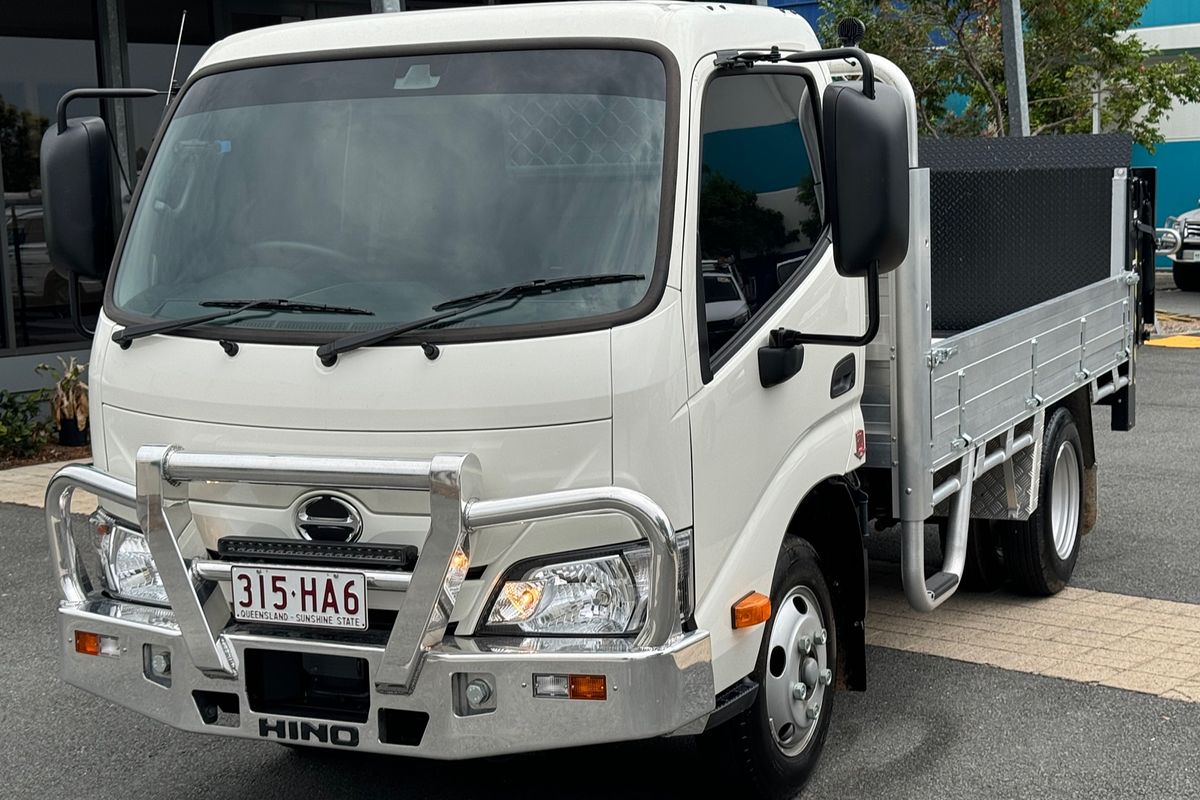 2023 Hino 300 Series 616 Alloy Tray 4x2 SWB