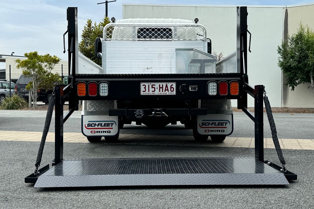 2023 Hino 300 Series 616 Alloy Tray 4x2 SWB