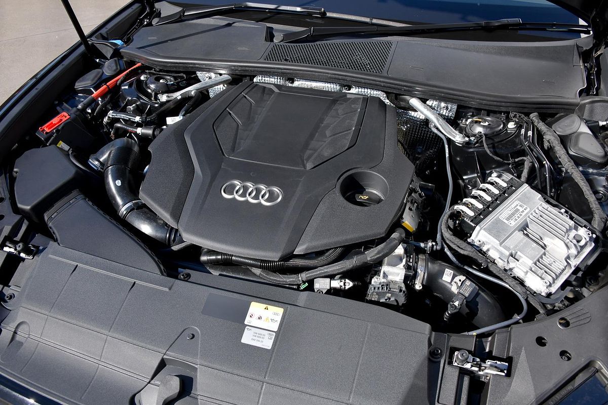 2024 Audi A6 55 TFSI S line C8