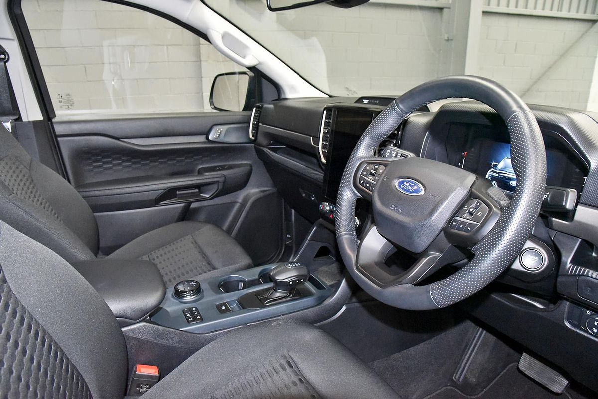 2023 Ford Everest Ambiente