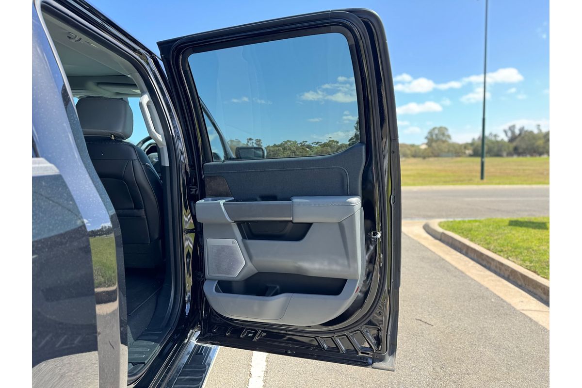 2023 Ford F-150 Lariat 4X4 SWB