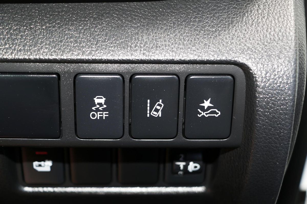 2021 Mitsubishi Eclipse Cross PHEV ES YB