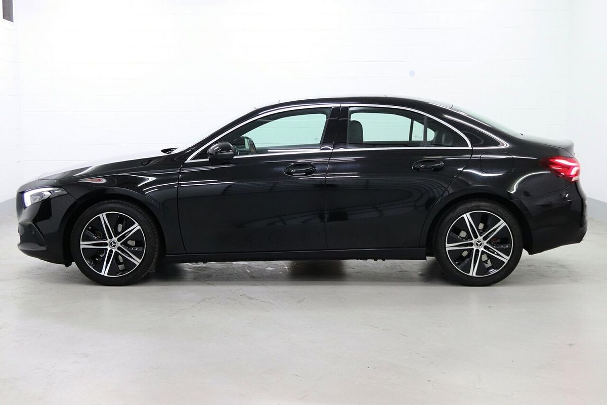 2018 Mercedes-Benz A-Class A200 V177