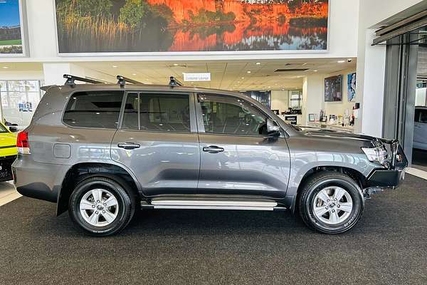 2018 Toyota Landcruiser GXL URJ202R