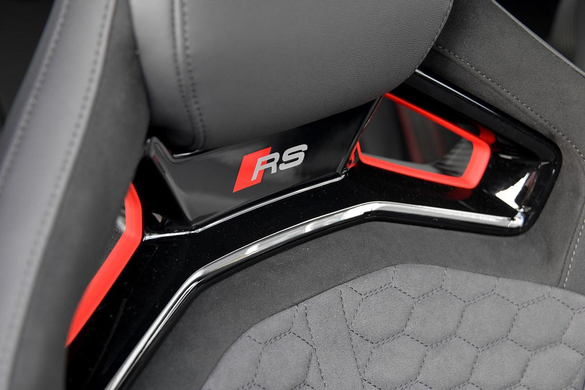 2024 Audi RS4 B9