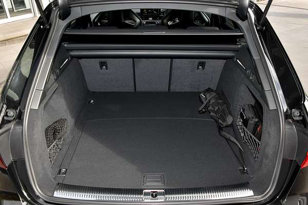 2024 Audi RS4 B9