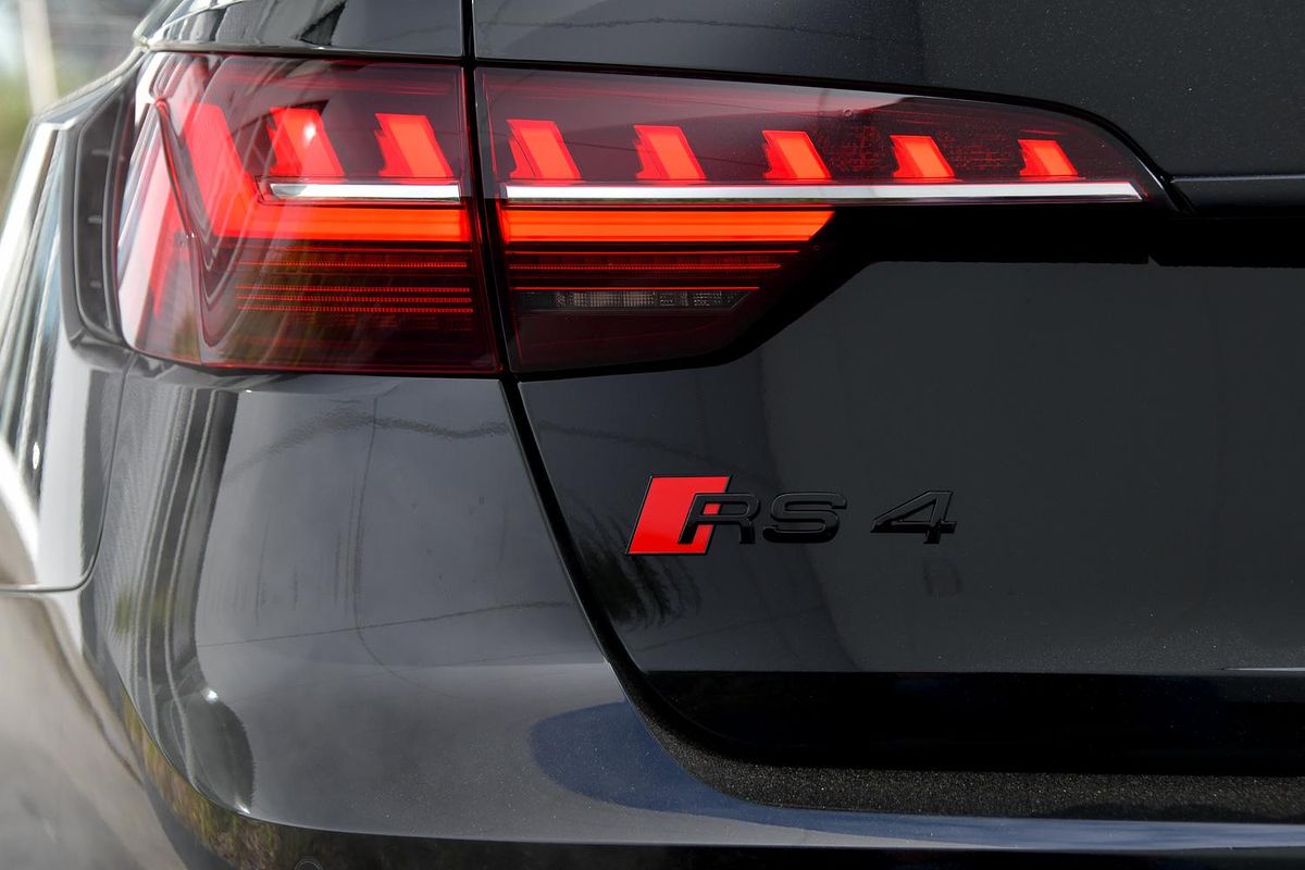 2024 Audi RS4 B9