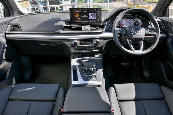 2024 Audi Q5 45 TFSI Sport FY