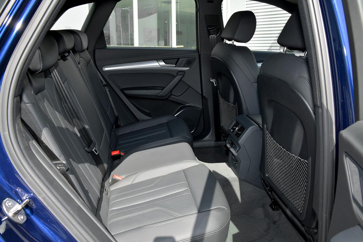 2024 Audi Q5 45 TFSI Sport FY