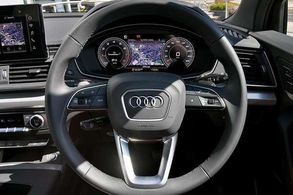 2024 Audi Q5 45 TFSI Sport FY