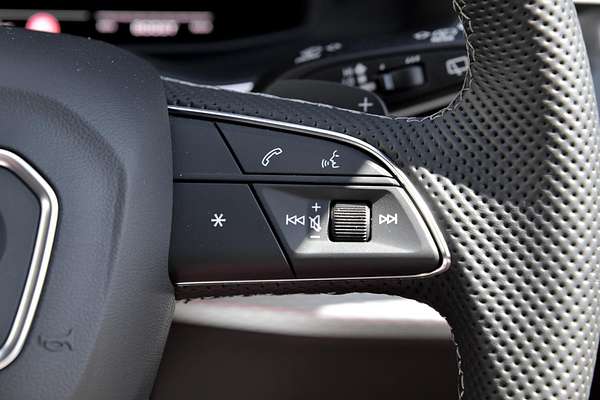 2024 Audi SQ8 TFSI F1